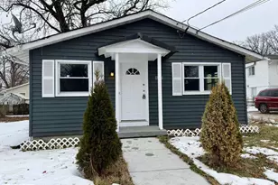 828 Clovis Ave, Capitol Heights, MD 20743 - Photo 2