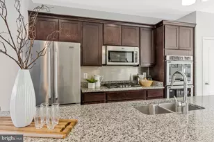 2814 Medstead Ln, Upper Marlboro, MD 20774 - Photo 6