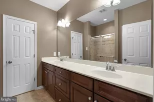 7225 Silver Thorn Way, Beltsville, MD 20705 - Photo 24