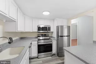 10123 Prince Pl, Upper Marlboro, MD 20774 - Photo 8