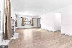 8908 Eastbourne Ln, Laurel, MD 20708 - Photo 10