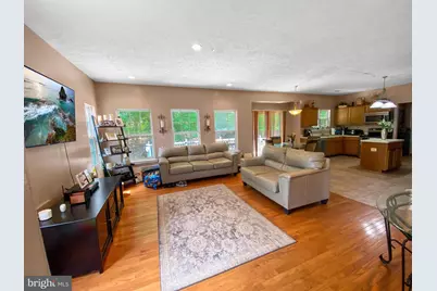 9106 Helmsley Drive, Clinton, MD 20735 - Photo 2