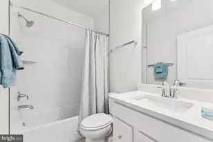 6025 Soho Wy, Hyattsville, MD 20782 - Photo 18