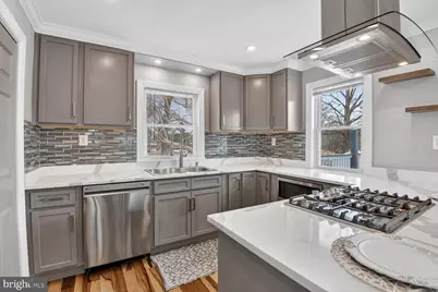 6515 Parkway Court, Hyattsville, MD 20782 - Photo 8