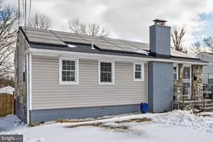 6515 Parkway Ct, Hyattsville, MD 20782 - Photo 2