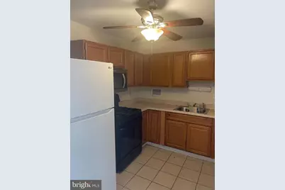 6011 Emerson Street #707, Bladensburg, MD 20710 - Photo 2