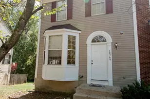 10749 Kitchener Ct, Bowie, MD 20721 - Photo 2