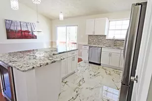 2408 Ewing Ave, Suitland, MD 20746 - Photo 16