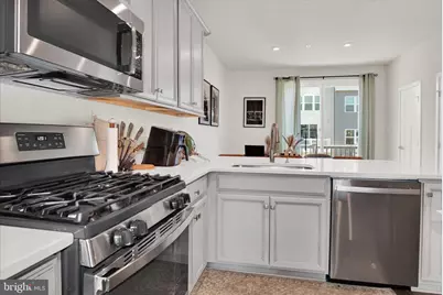 253 Garrett A Morgan Boulevard, Hyattsville, MD 20785 - Photo 10