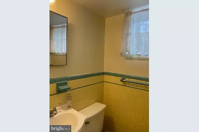 7206 Sheffield Drive, Temple Hills, MD 20748 - Photo 16