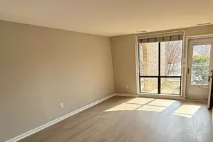 3339 Huntley Sq Dr, Temple Hills, MD 20748 - Photo 10