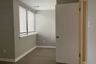 3339 Huntley Sq Dr, Temple Hills, MD 20748 - Photo 32