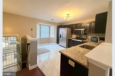 4805 Cowslip Court, Oxon Hill, MD 20745 - Photo 4