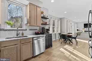 8217 Quill Point Dr, Bowie, MD 20720 - Photo 10