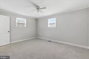 405 Birchleaf Ave, Capitol Heights, MD 20743 - Photo 18