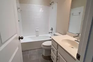 542 Harborview Dr, Oxon Hill, MD 20745 - Photo 34