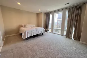 542 Harborview Dr, Oxon Hill, MD 20745 - Photo 16