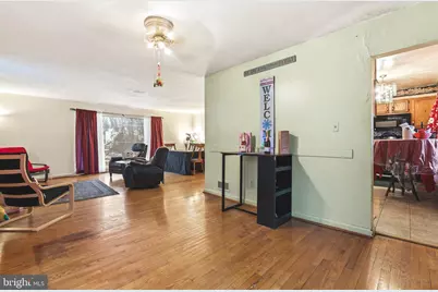 2300 Fairlawn Street, Temple Hills, MD 20748 - Photo 4