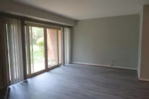 6012 Westchester Park Dr, College Park, MD 20740 - Photo 4