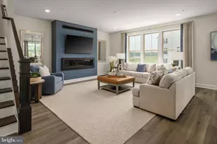 137 Collington Pl, Laurel, MD 20708 - Photo 2