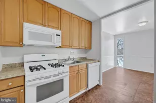 7226 Donnell Pl, District Heights, MD 20747 - Photo 2