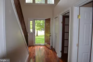 12503 Woodsong Ln, Bowie, MD 20721 - Photo 2