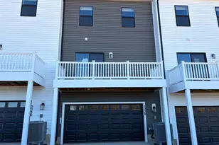 5217 Manor Park Dr, Upper Marlboro, MD 20772 - Photo 2
