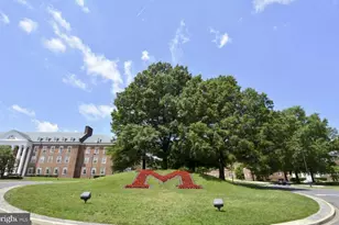 9321 B Saint Andrews Pl, College Park, MD 20740 - Photo 12