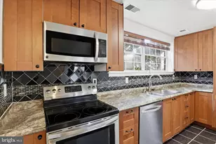 15046 Cherrywood Dr, Laurel, MD 20707 - Photo 8