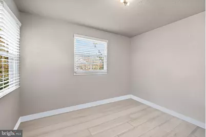 13847 Lord Fairfax Place, Upper Marlboro, MD 20772 - Photo 18