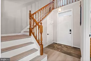 13847 Lord Fairfax Pl, Upper Marlboro, MD 20772 - Photo 4