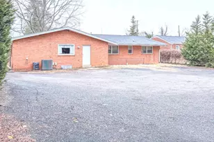 8305 Fort Foote Rd, Fort Washington, MD 20744 - Photo 28