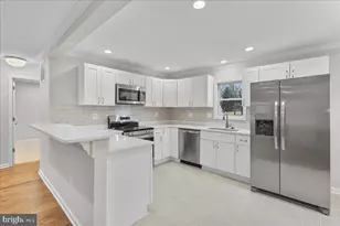 942 Clovis Ave, Capitol Heights, MD 20743 - Photo 10