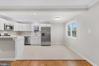 942 Clovis Avenue, Capitol Heights, MD 20743 - Photo 8