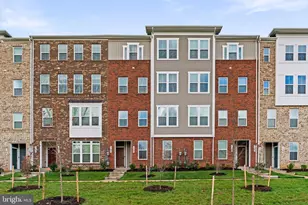 138 Matisse Pl, Bowie, MD 20716 - Photo 2