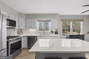 5904 Chivalry Ct, Glenn Dale, MD 20769 - Photo 8