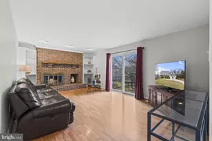 5904 Chivalry Ct, Glenn Dale, MD 20769 - Photo 18