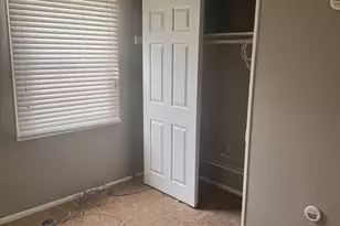 12604 Kemmerton Ln, Bowie, MD 20715 - Photo 2