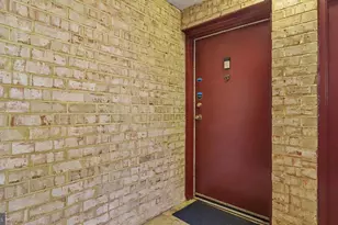 3344 Huntley Sq Dr, Temple Hills, MD 20748 - Photo 2