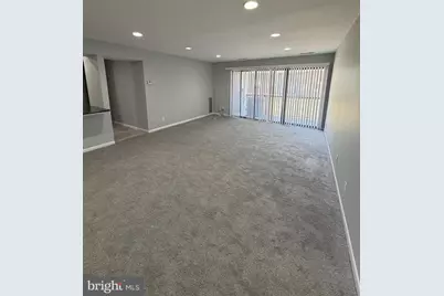 10122 Campus Way S #202-1A, Upper Marlboro, MD 20774 - Photo 8