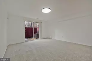 1722 Village Green Dr, Landover, MD 20785 - Photo 12