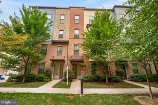 3207 Tribune Ct, Hyattsville, MD 20782 - Photo 2