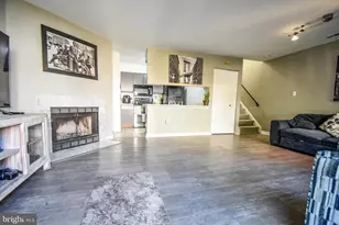 14320 S Shore Ct, Laurel, MD 20707 - Photo 2