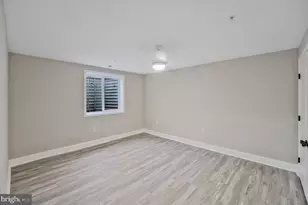 9208 4th St, Lanham, MD 20706 - Photo 20