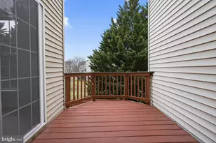 9745 Quiet Brook Ln, Clinton, MD 20735 - Photo 8