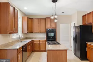 6702 Purple Lilac Ln, Clinton, MD 20735 - Photo 14