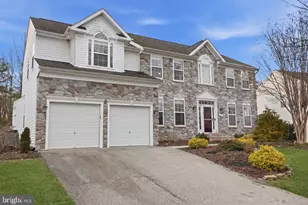 6702 Purple Lilac Ln, Clinton, MD 20735 - Photo 2