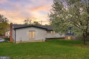 7109 Lois Ln, Lanham, MD 20706 - Photo 42