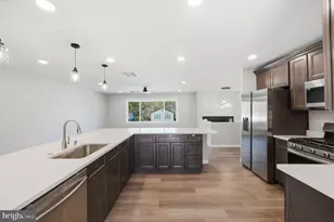 7109 Lois Ln, Lanham, MD 20706 - Photo 14