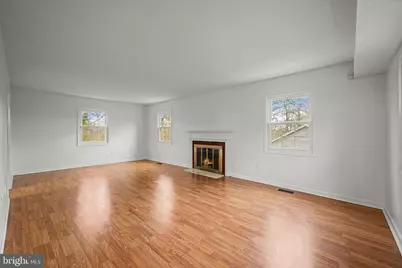 8904 Royal Ridge Lane, Laurel, MD 20708 - Photo 8